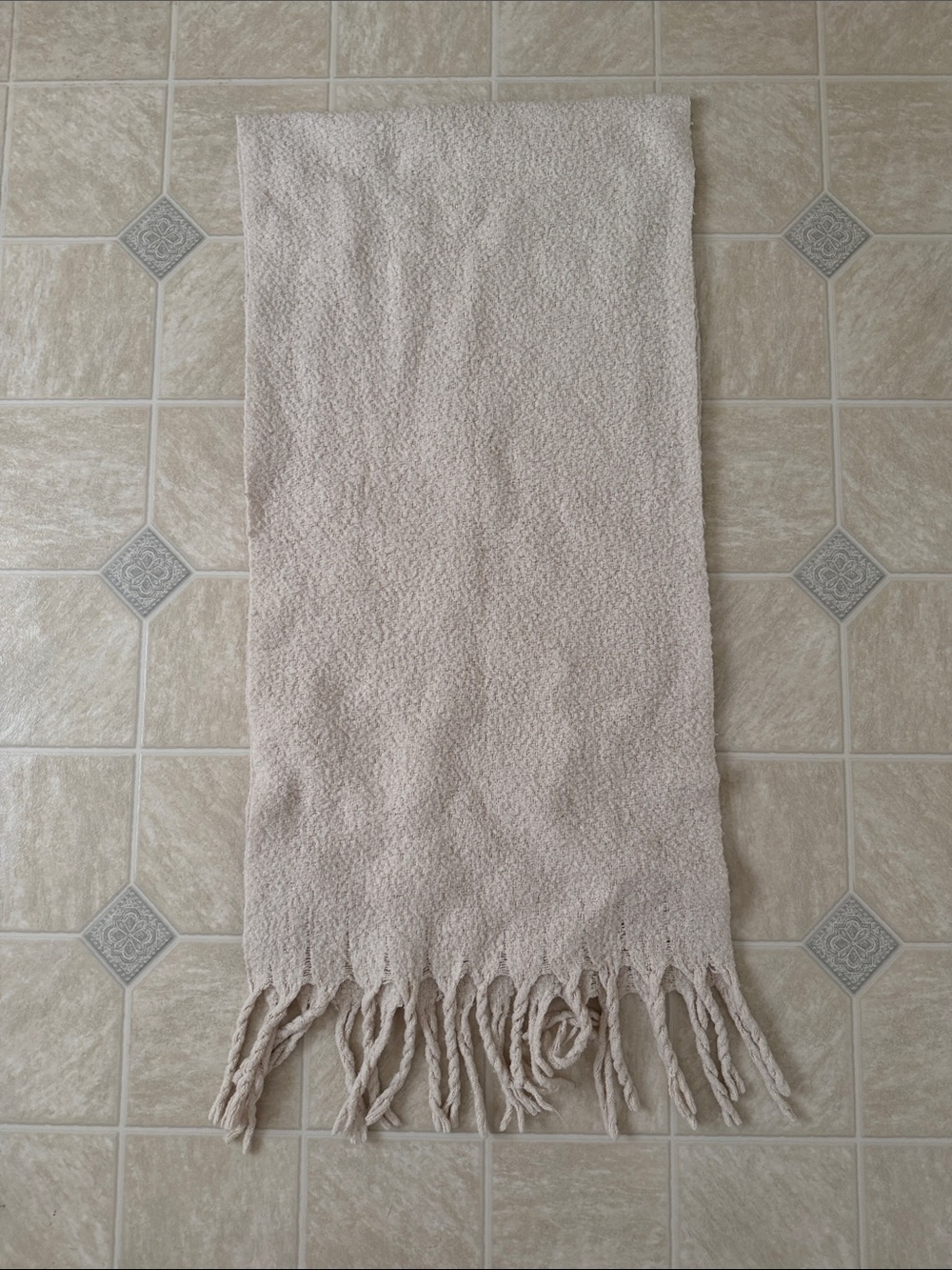 Hollister Scarf